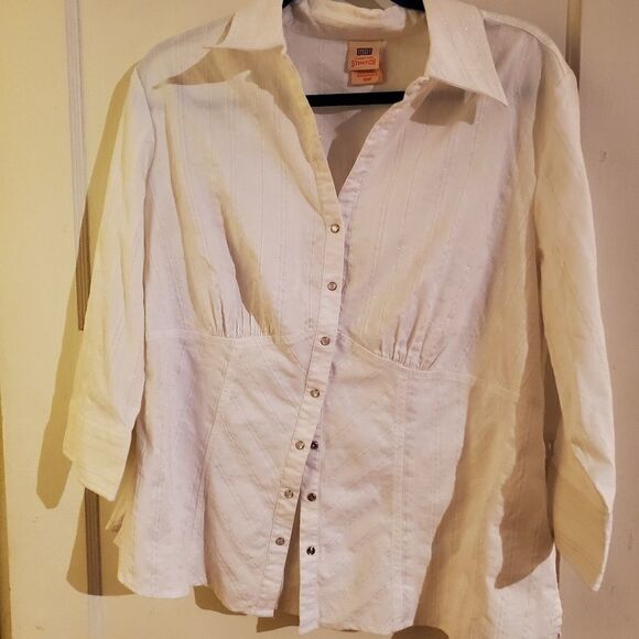 White Button down Shirt - Picture 1 of 8